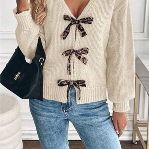 SHEIN Cream Cardigan with Leopard Bow Details